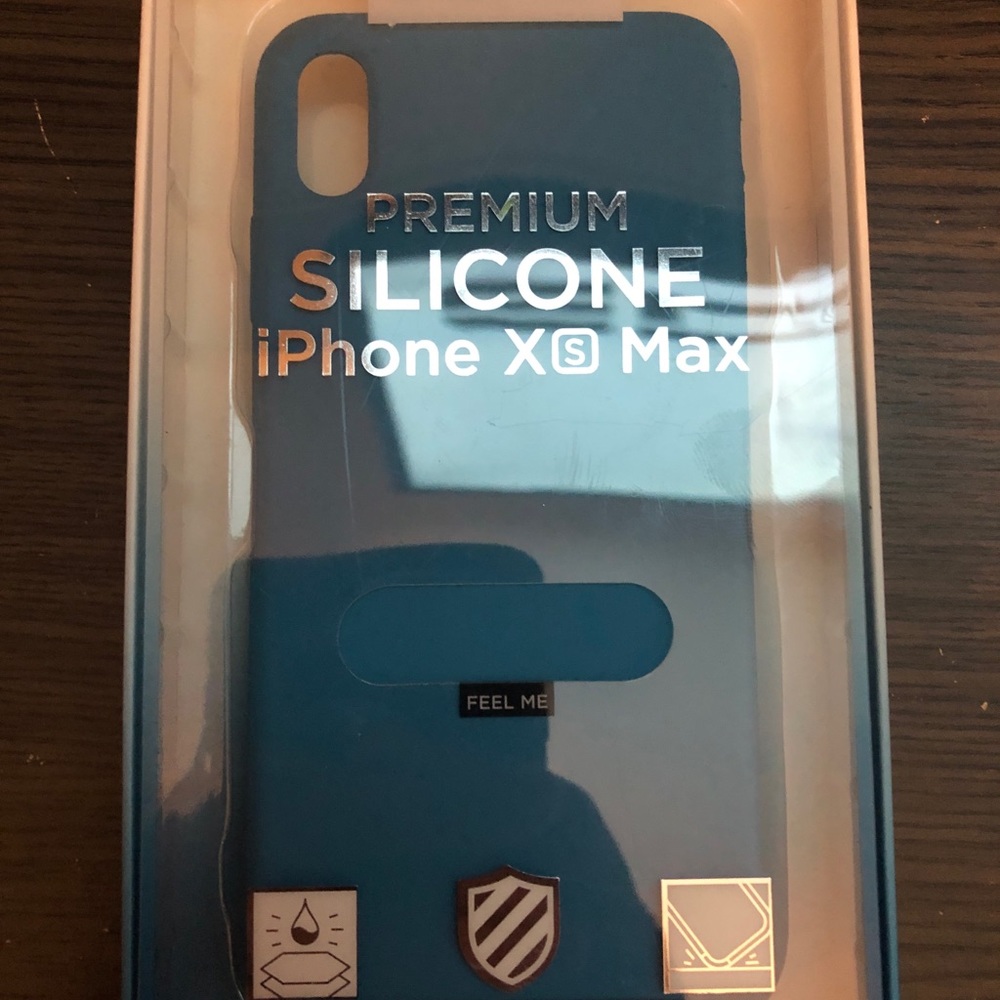 iHome Premium Silicone iPhone XS Max Blue